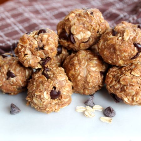 Chocolate Peanut Butter Energy Balls