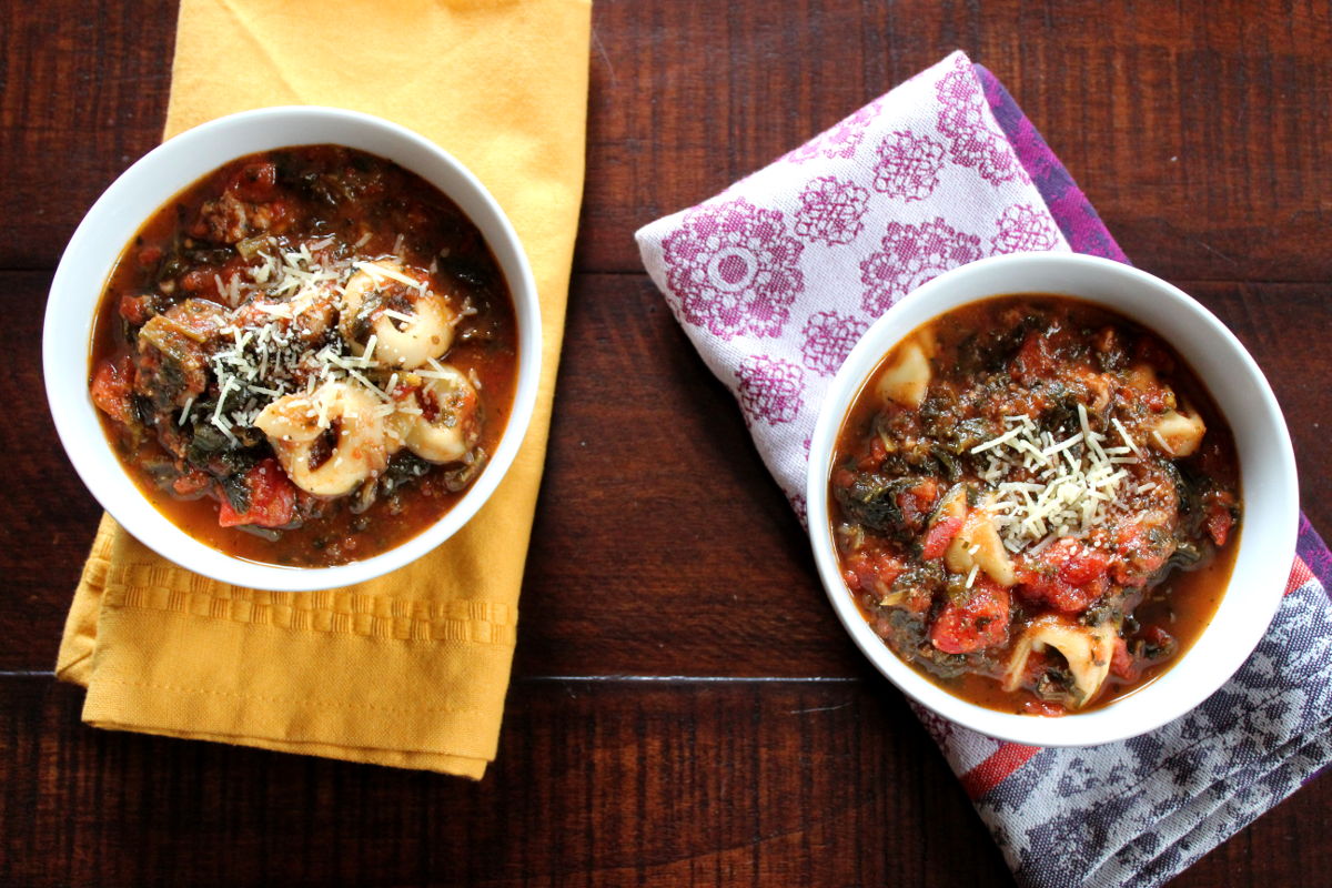 Easy Spinach and Tortellini Soup