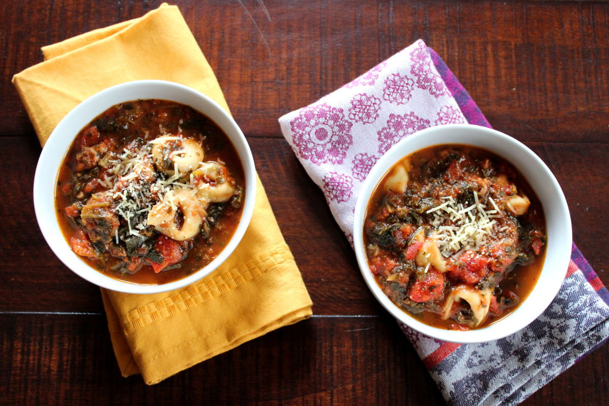 Easy Spinach and Tortellini Soup