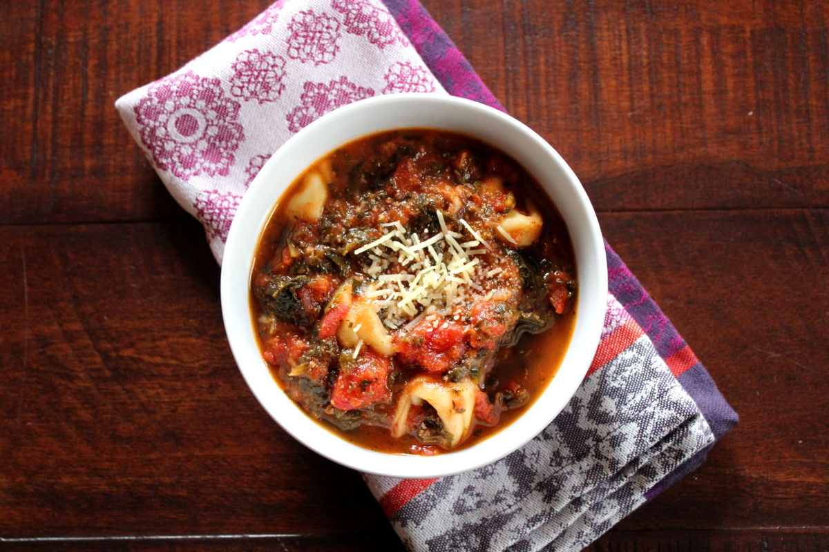 Easy Spinach and Tortellini Soup